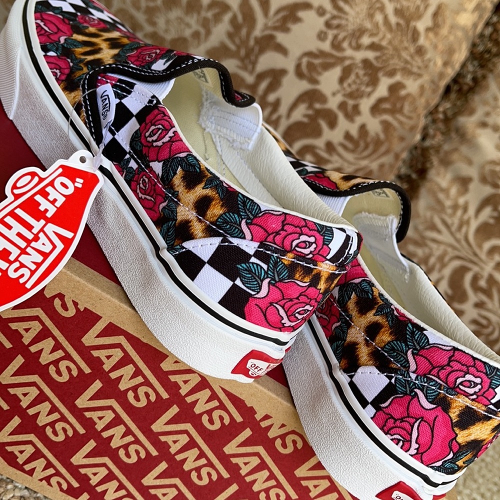 Vans Men’s Classic Slip On Rose/Animalchck Trwht Sneakers - Picture 6 of 16